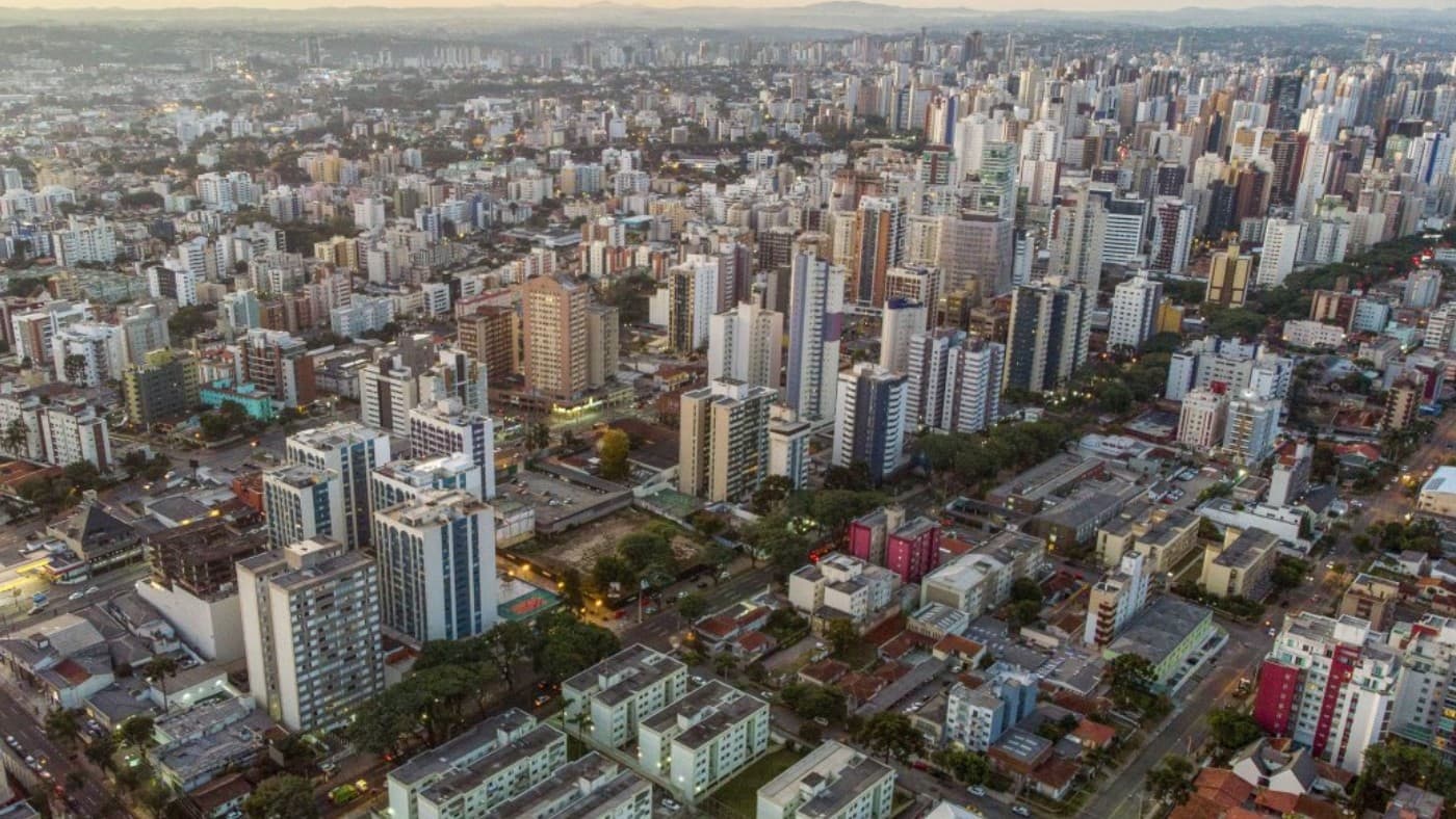 Mercado comercial aquece no Brasil e sinais chegam ao Oeste do Paraná