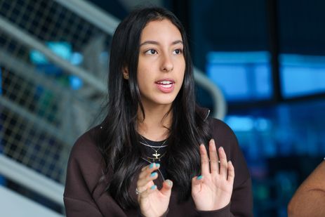 Fabio Rodrigues-Pozzebom/Agênci Brasília (DF) 14/02/2025 - Proibição do uso de celulares nas escolas. A aluna do colégio Galois, Joana Chiaretto. Foto: Fabio Rodrigues-Pozzebom/Agência Brasil