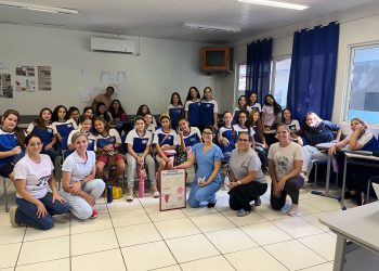 Palestra sobre Saúde Reprodutiva na Adolescência: O que os Jovens Precisam Saber