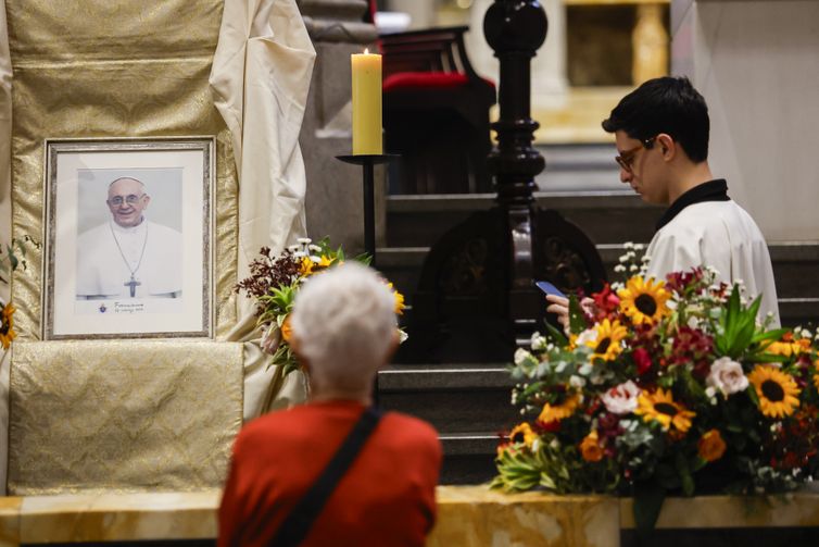SSão Paulo (SP), 21/04/2025 - Missa em em homenagem ao Papa Francisco, na Catedral da Sé.
Foto: Paulo Pinto/Agência Brasil